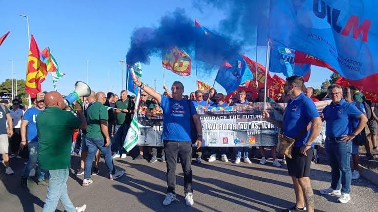 Ex Ilva, sciopero e blocchi stradali: 24 ore di protesta dell'indotto