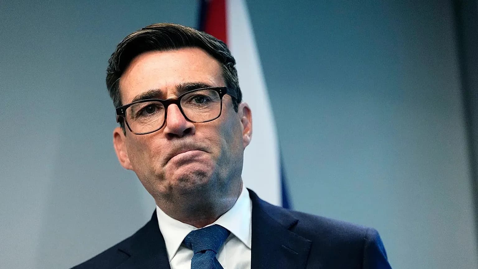 Regno Unito, Burnham riapre il dibattito sulla Brexit: «Possibile anche un ritorno nell'UE»